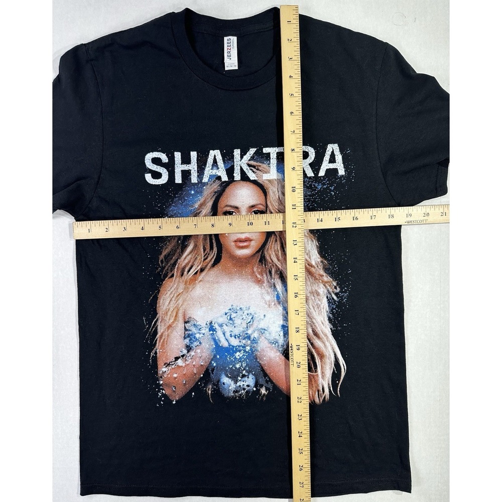 Shakira 2024 Tour Shirt M Las Mujeres Ya No Lloran North America Dates - Picture 4 of 5